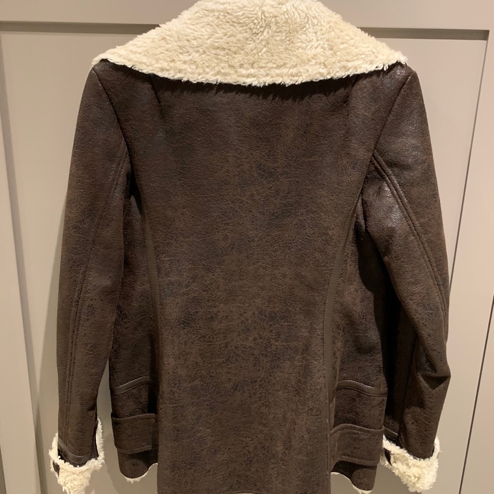 jacket - Picture 2 of 3